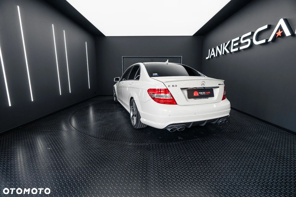 Mercedes-Benz Klasa C 63 AMG 7G-TRONIC - 4