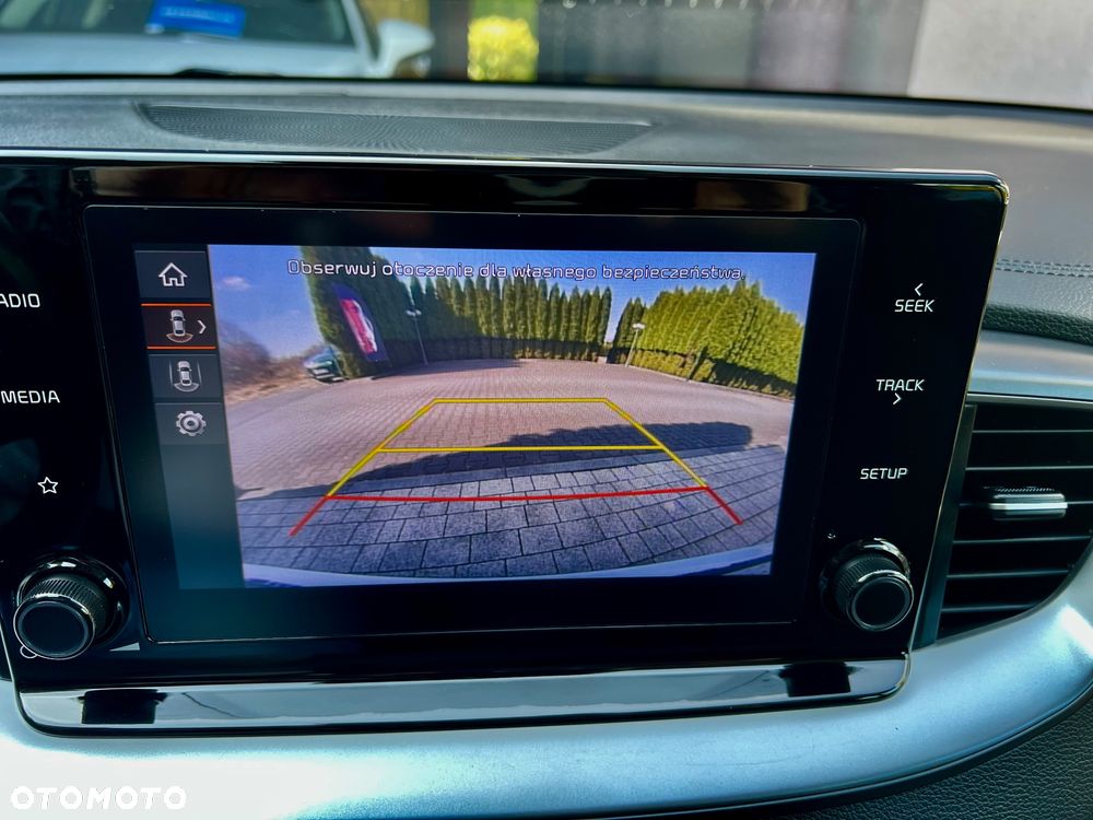 Kia Ceed 1.5 T-GDI M - 32