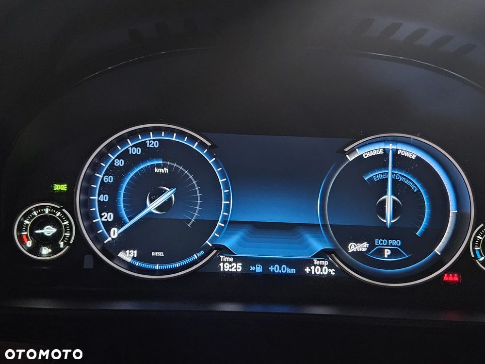 BMW Seria 5 525d xDrive - 2