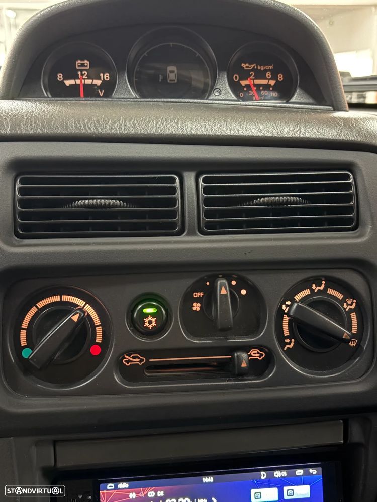 Mitsubishi Pajero Sport 2.5 TD GLS - 16