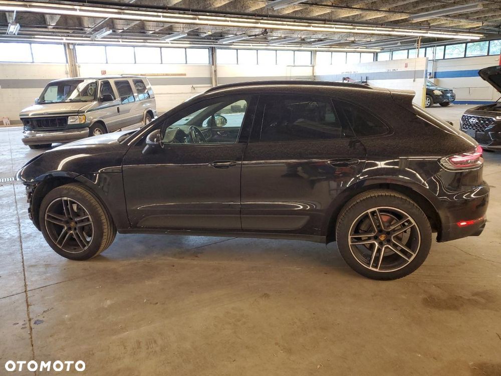 Porsche Macan S - 36