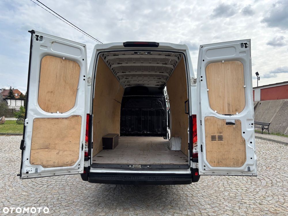 Iveco DAILY - 27