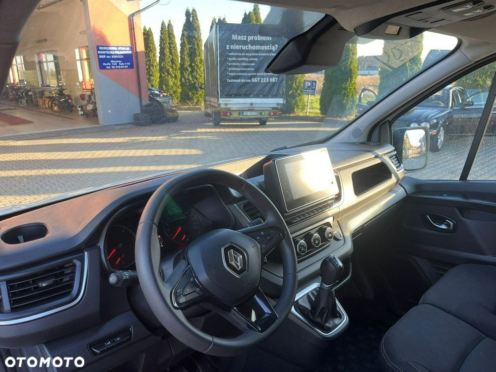 Renault Trafic - 14