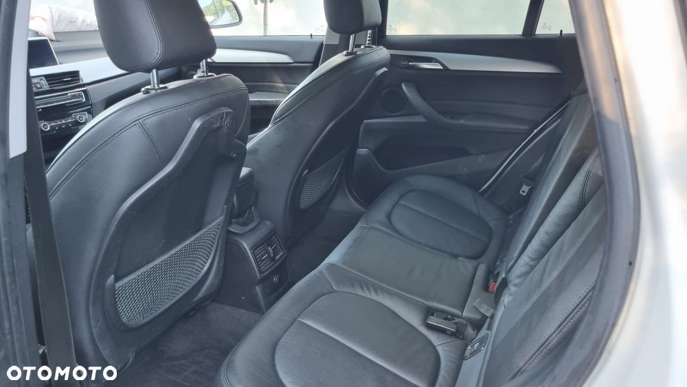 BMW X1 xDrive18d Sport Line sport - 14