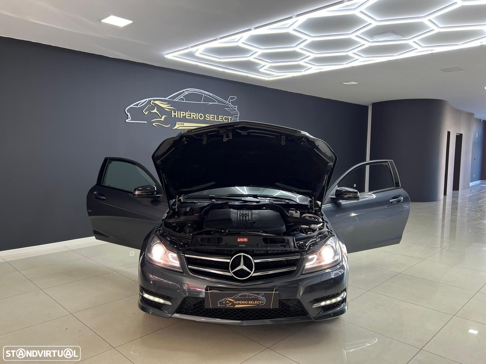 Mercedes-Benz C 220 CDI DPF Coupe BlueEFFICIENCY 7G-TRONIC Edition 1 - 43