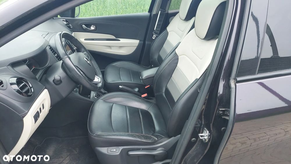 Renault Captur ENERGY dCi 90 EDC Initiale Paris - 14