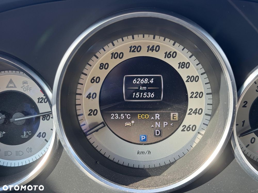 Mercedes-Benz CLS 350 BlueEFFICIENCY - 38