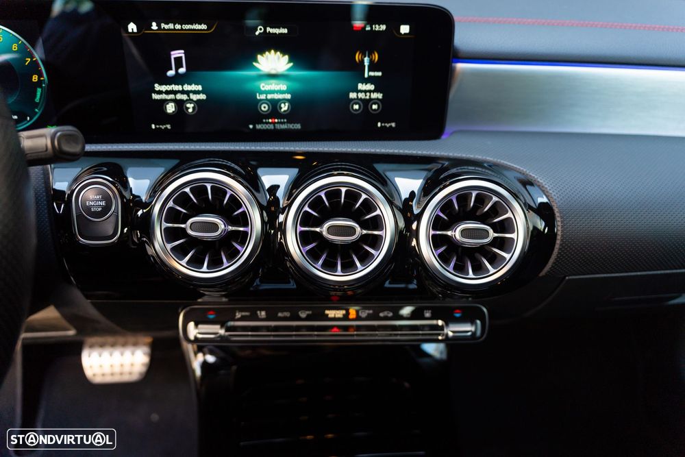 Mercedes-Benz CLA 250 e AMG Line - 26