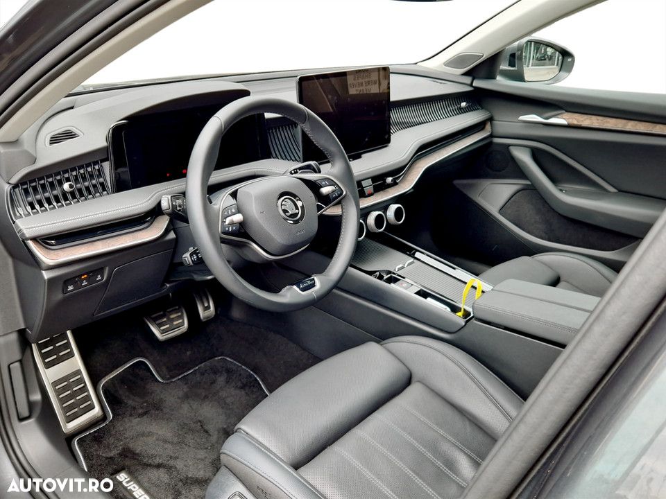 Skoda Superb 2.0 TSI 265 CP 4x4 DSG Laurin & Klement - 18