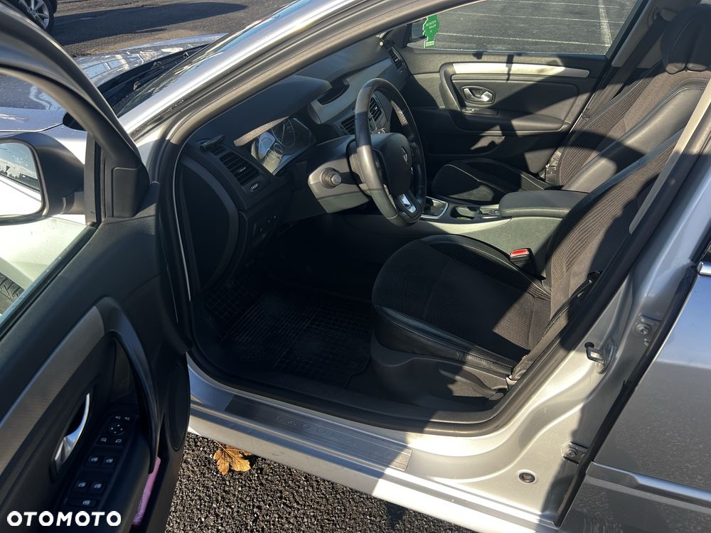 Renault Laguna - 5