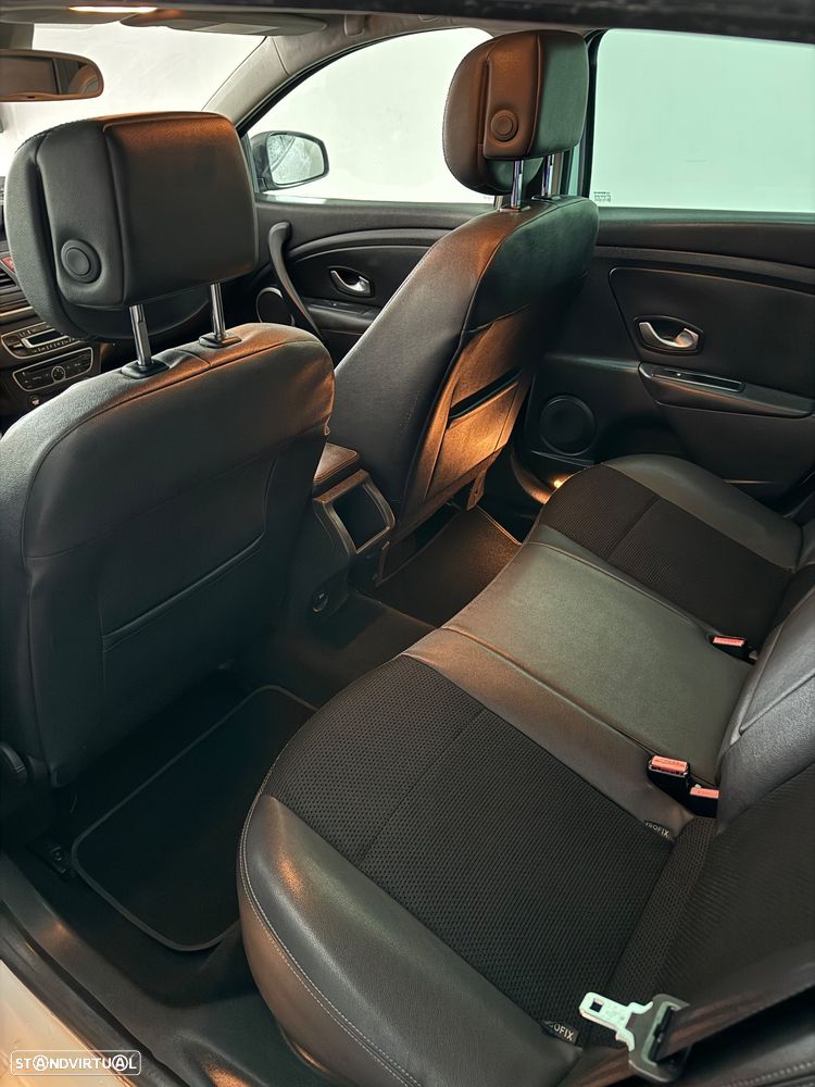 Renault Mégane Sport Tourer 1.5 dCi Luxe - 9