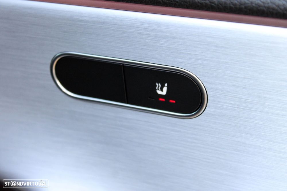 Mercedes-Benz CLA 250 e 8G-DCT AMG Line - 31