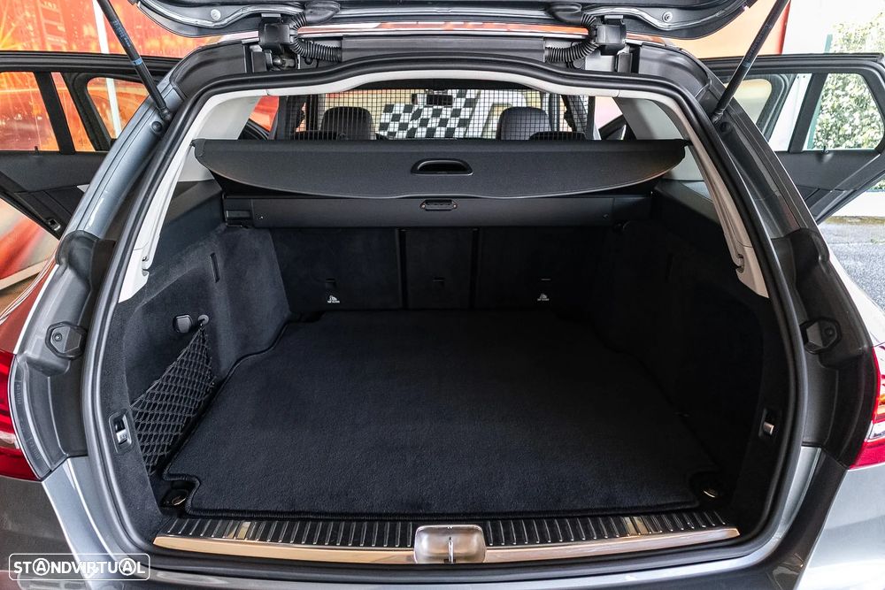 Mercedes-Benz C 180 d Station Avantgarde - 24