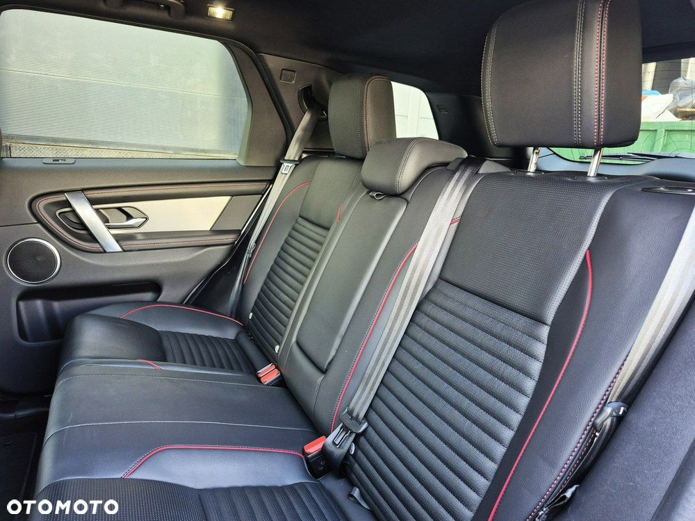 Land Rover Discovery Sport - 25