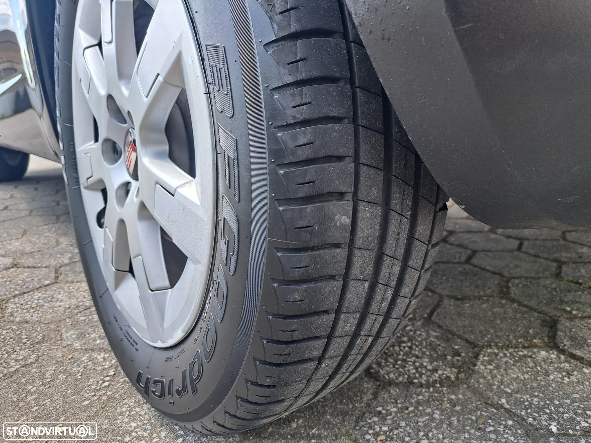 SEAT Ibiza SC 1.2 TDi Sport DPF - 9