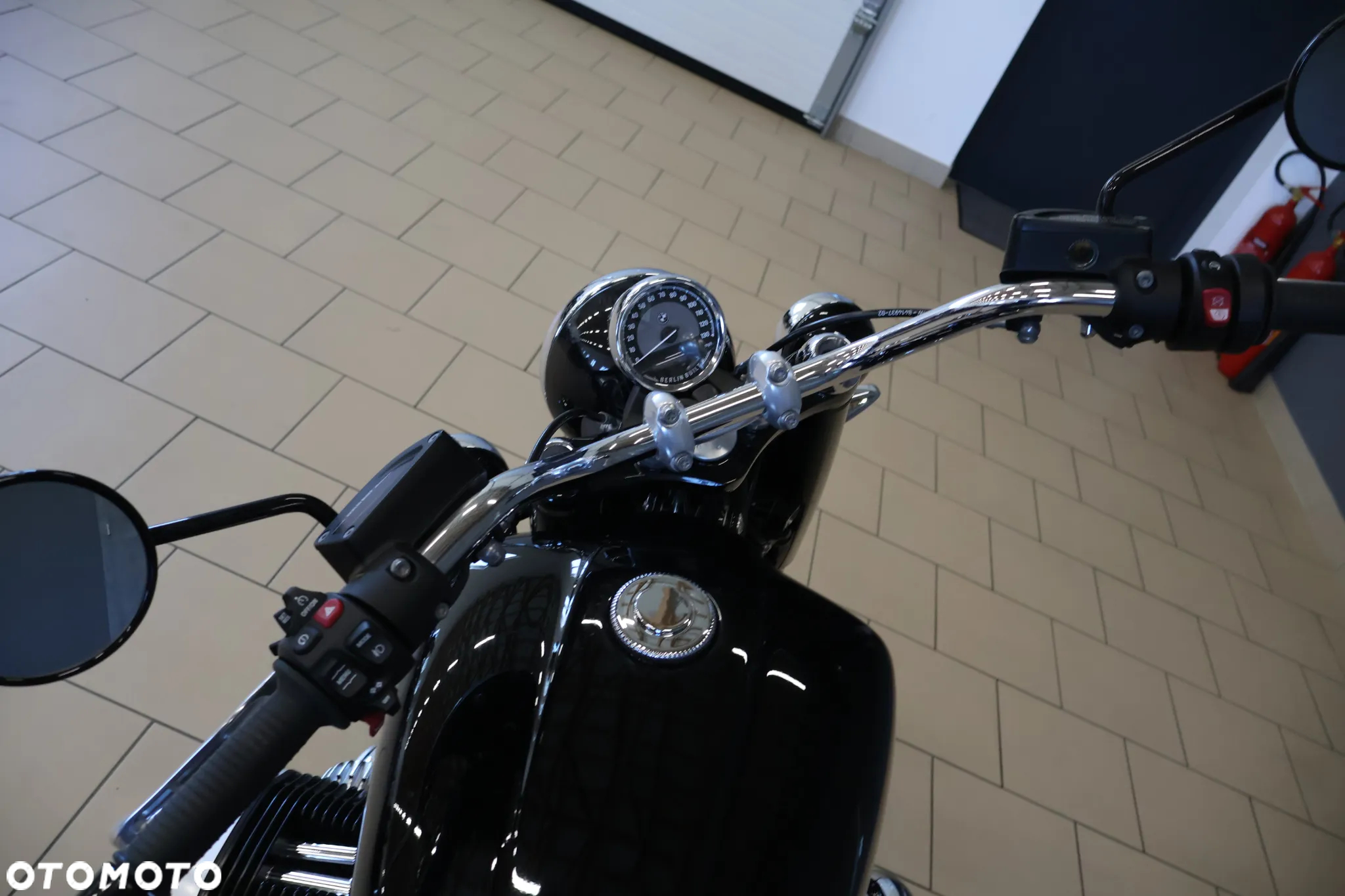 BMW R - 9