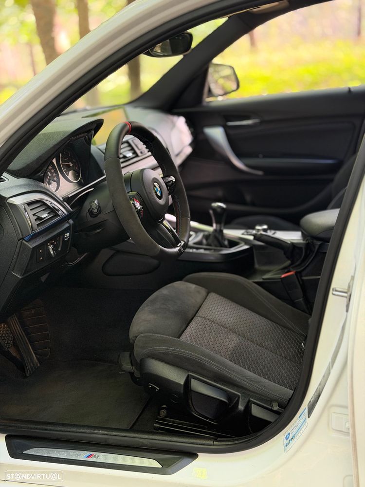BMW 120 d xDrive Pack M - 11