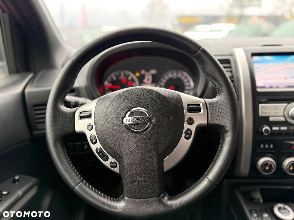 Nissan X-Trail 2.0 4x4 XE - 19