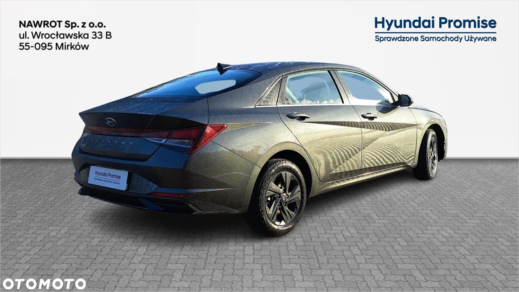 Hyundai Elantra - 4