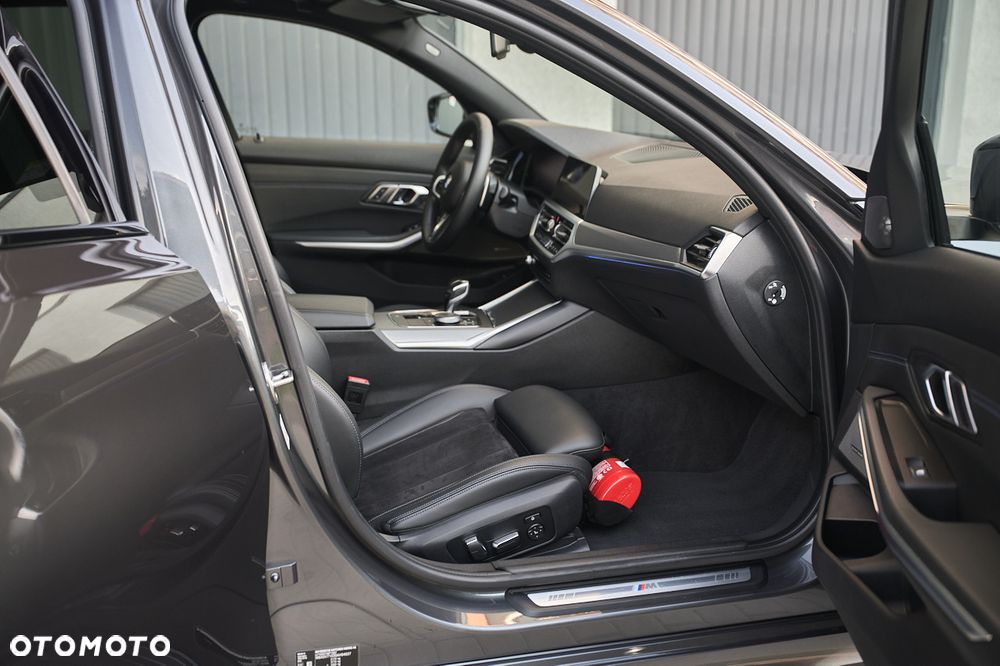 BMW Seria 3 320d xDrive M Sport Shadow - 6