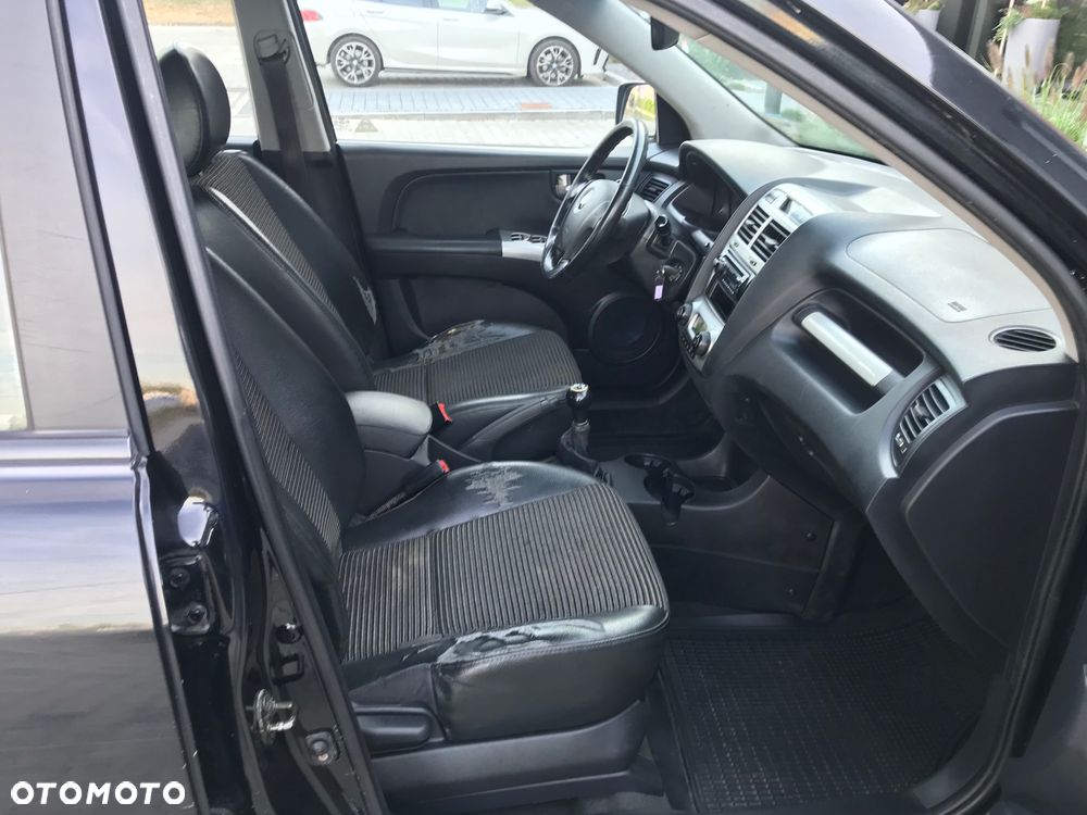 Kia Sportage - 12