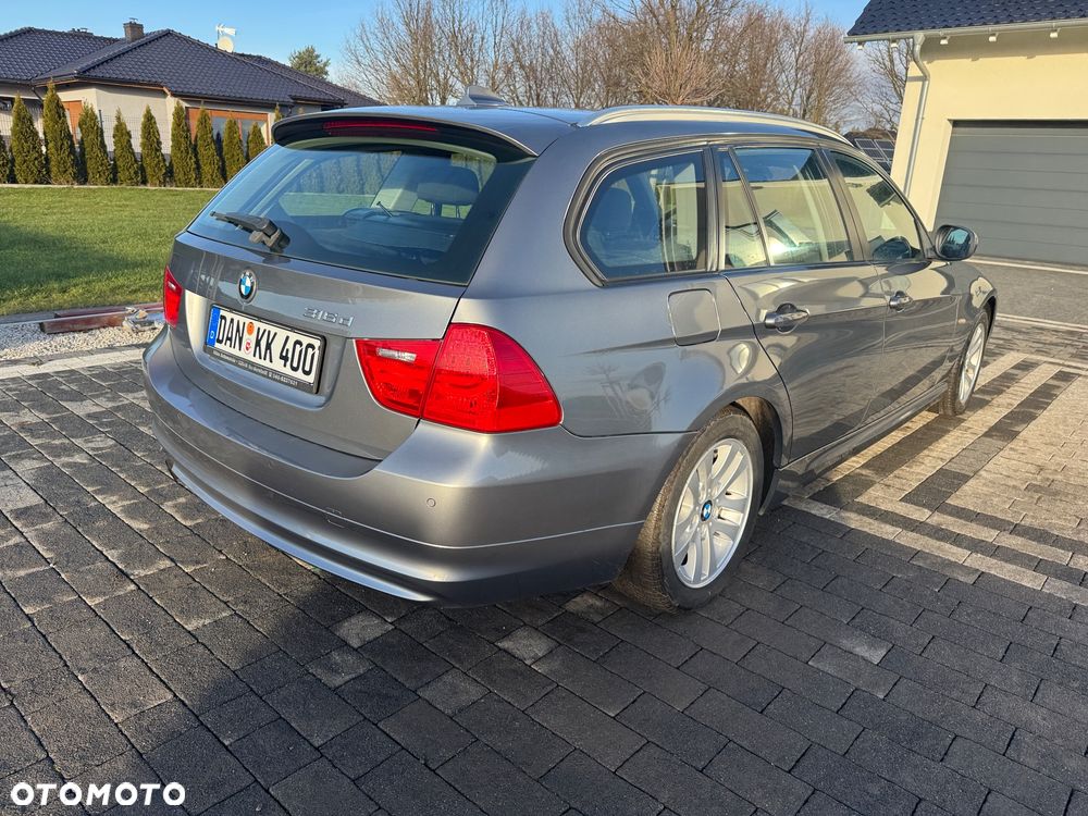 BMW Seria 3 316d - 4