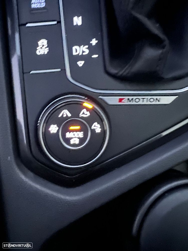 VW Tiguan 2.0 TDI R-Line DSG 4Motion - 23