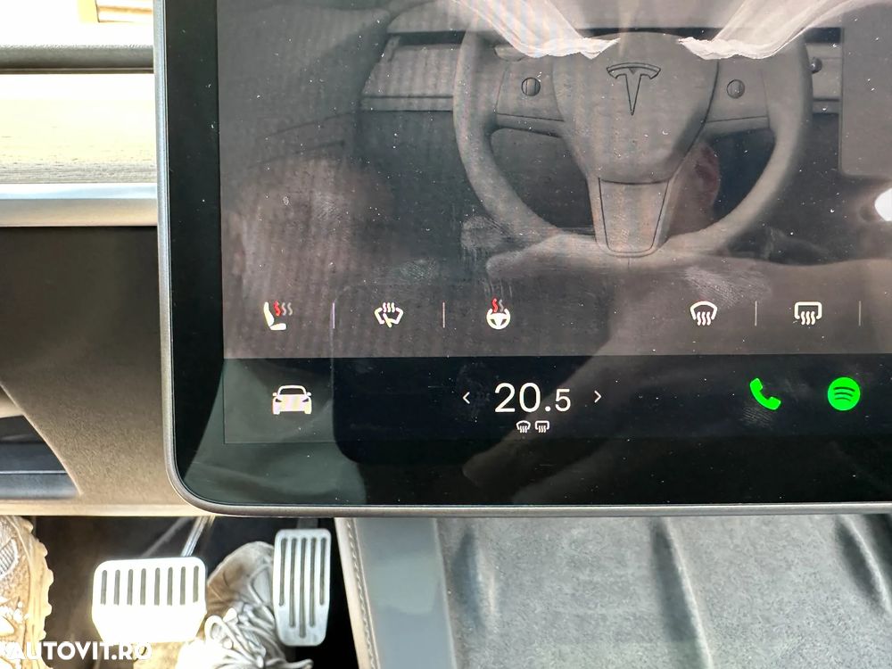 Tesla Model 3 Langstreckenbatterie Allradantrieb Dual Motor - 12