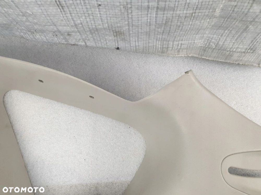 IMPREZA GH OSŁONA SŁUPKA PRAWA TYŁ 94015FG000 - 5