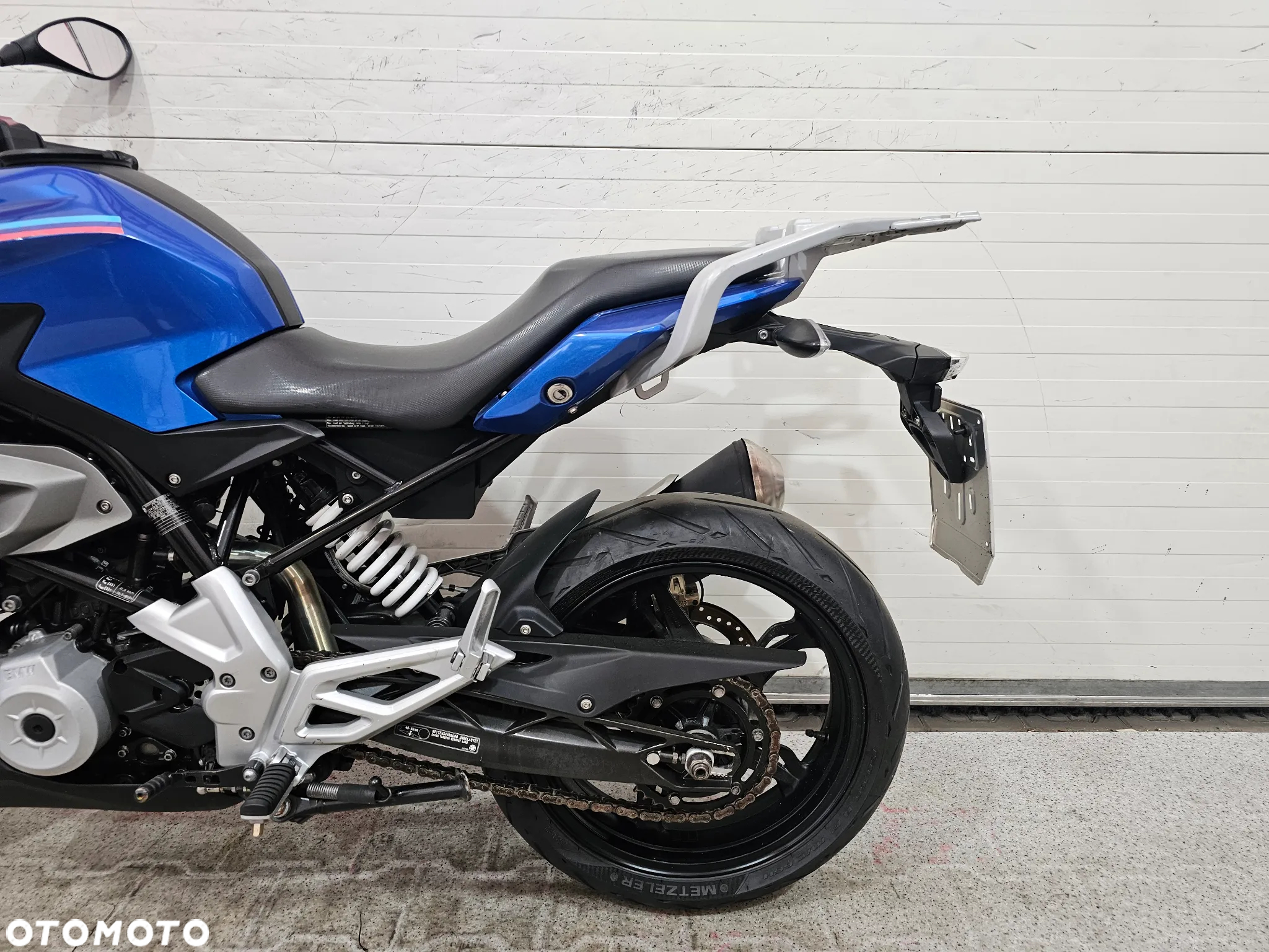 BMW G - 6