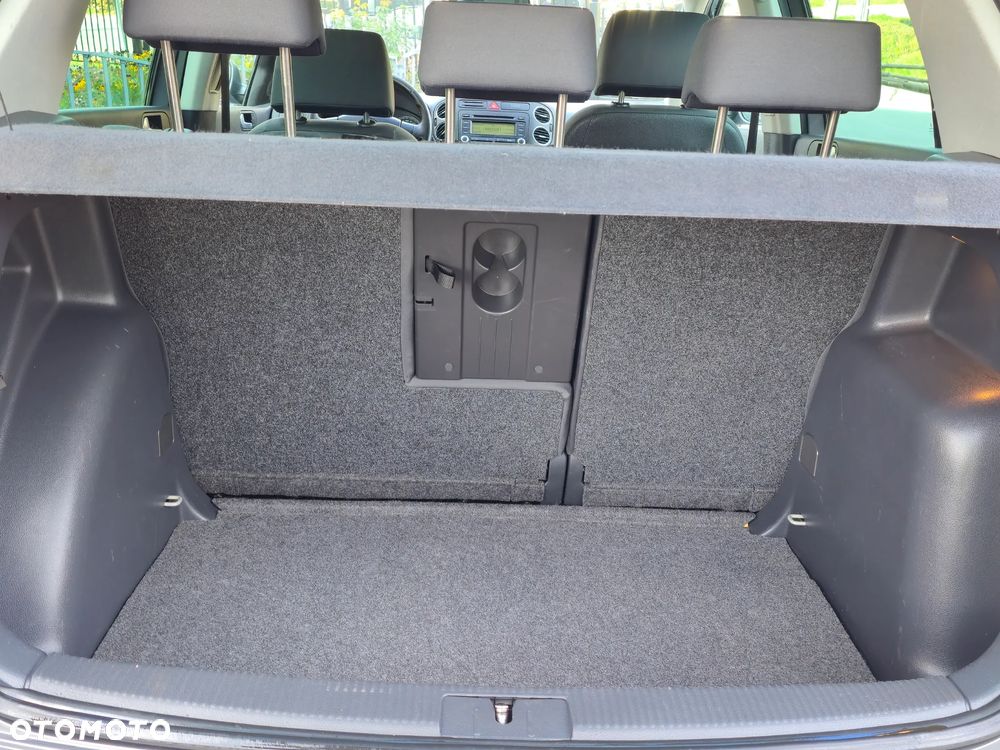 Volkswagen Golf Plus 1.6 Comfortline - 28