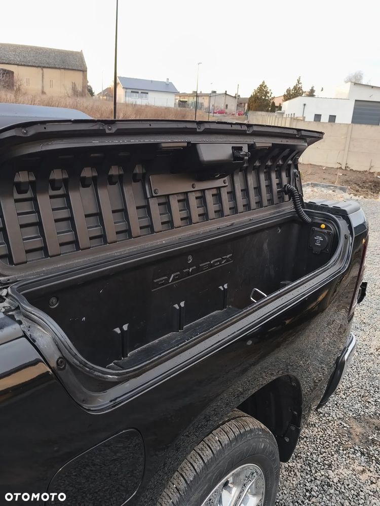 RAM 1500 Crew Cab Shortbed Bighorn - 15