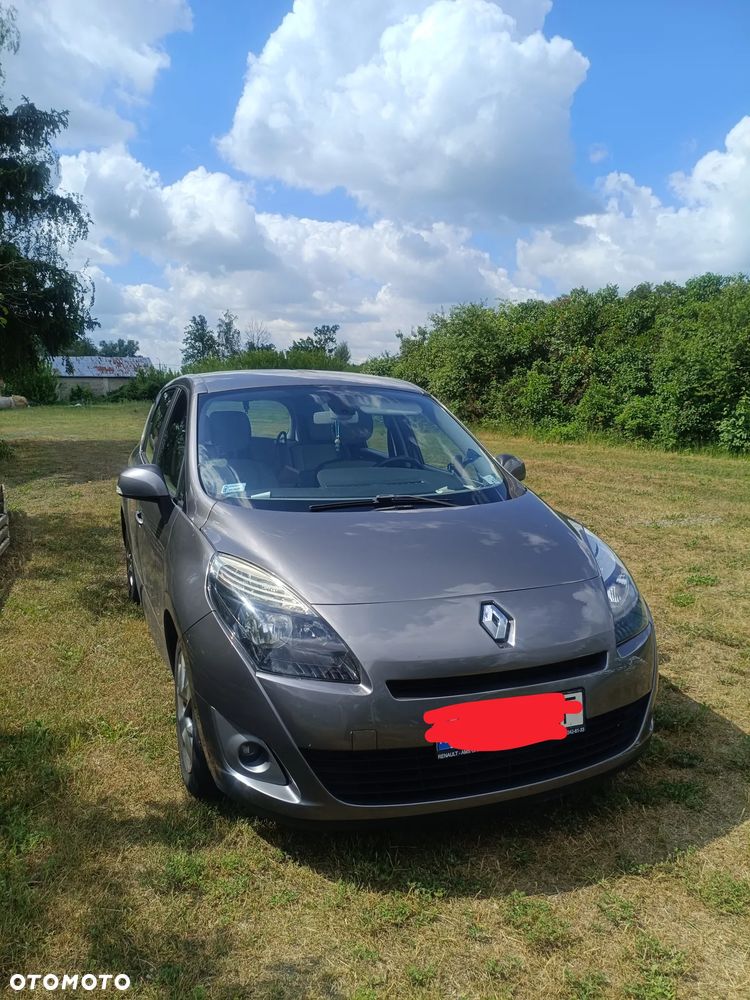 Renault Scenic - 1