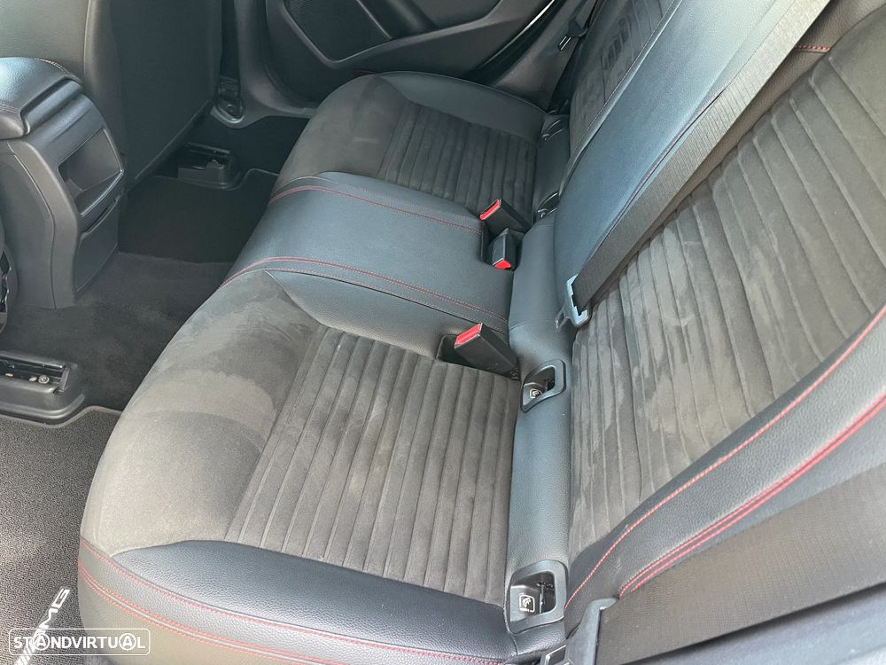 Mercedes-Benz CLA 180 d Shooting Brake AMG Line - 9