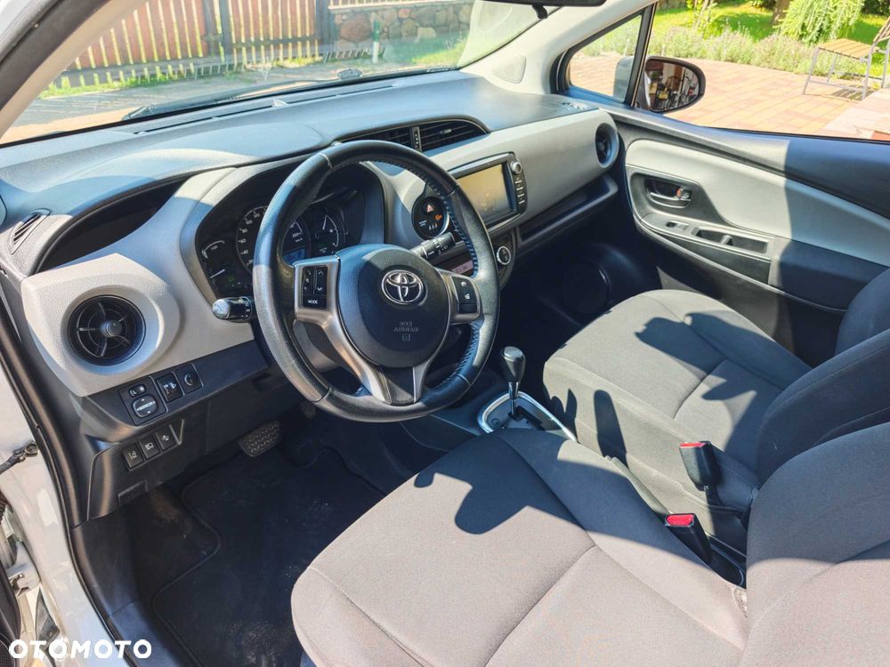 Toyota Yaris - 6