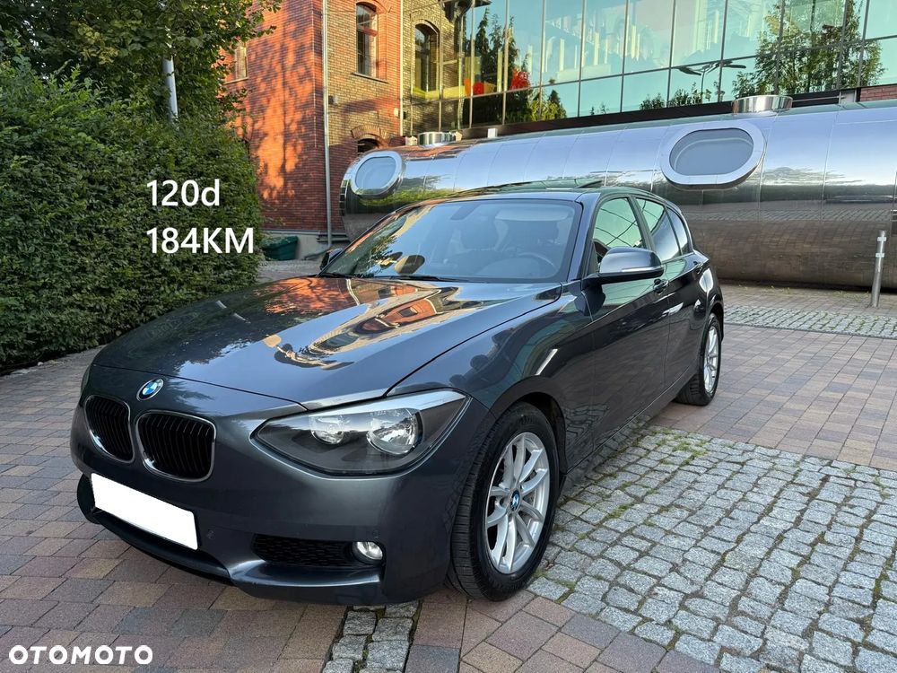 BMW Seria 1 120d Sport Line - 4