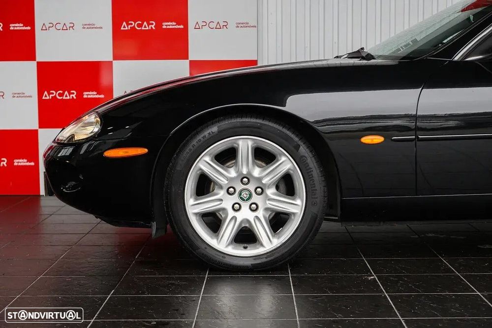 Jaguar XK XK8 4.0 Convertible Sport - 9