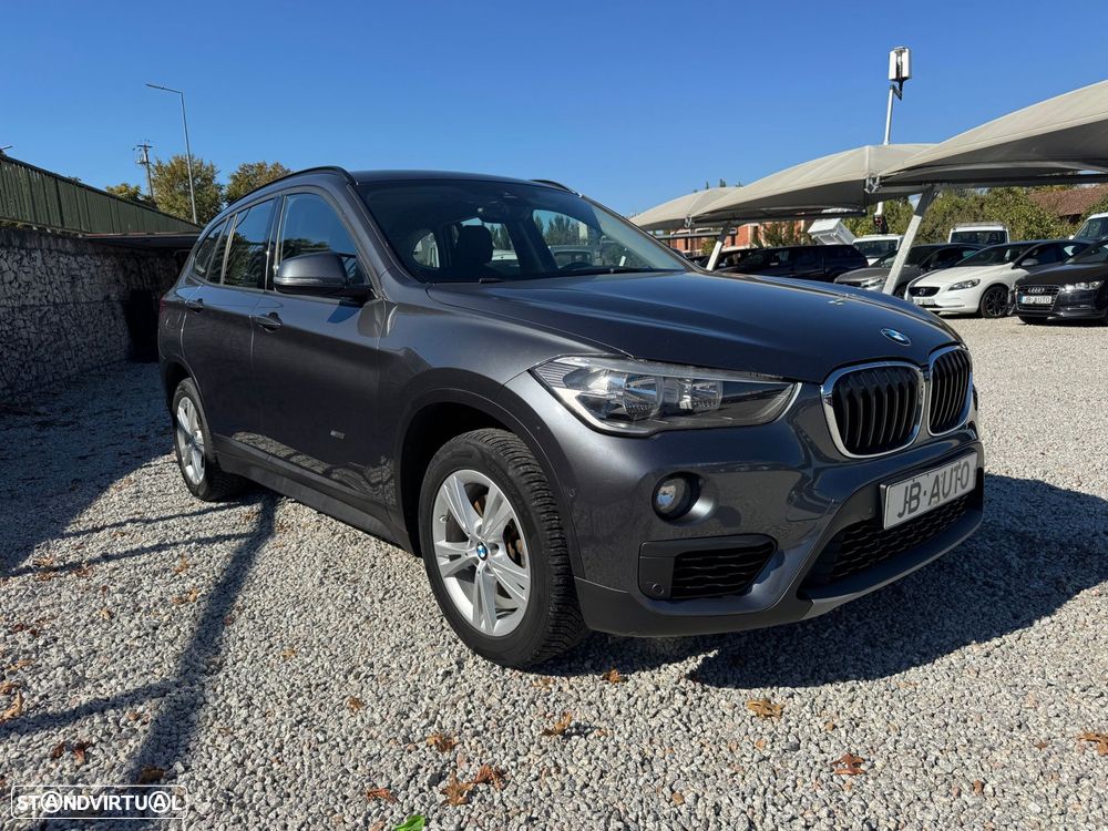 BMW X1 18 d sDrive Line Sport - 3