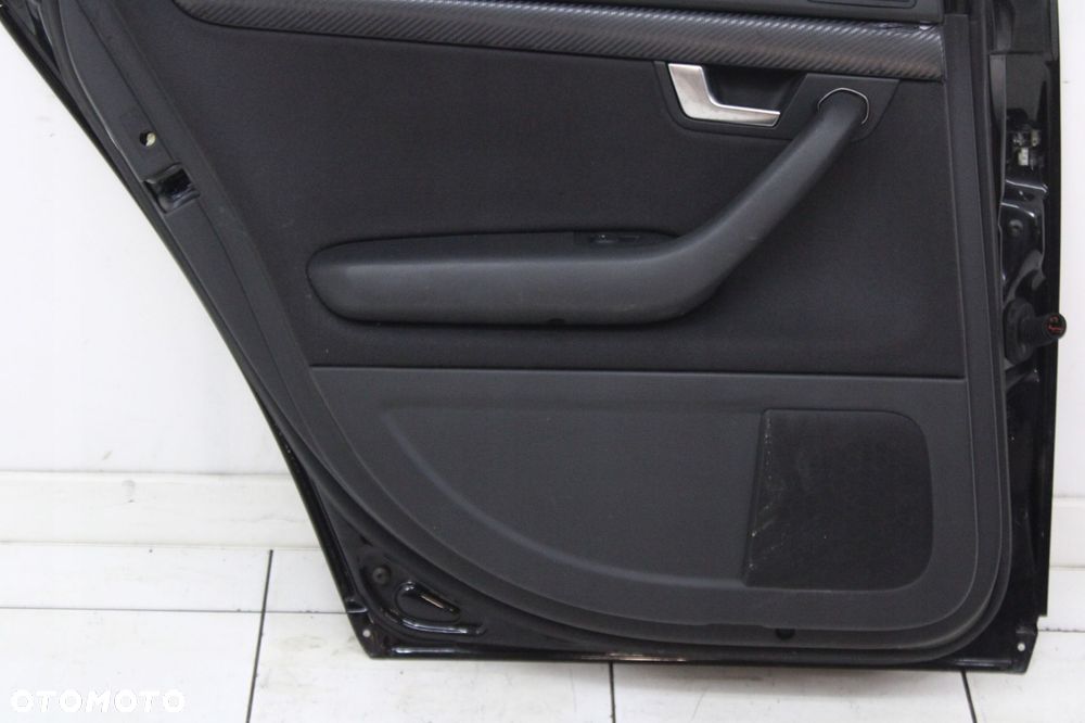 AUDI A4 B7 KOMBI 04R- DRZWI LEWE TYLNE LEWY TYŁ LZ9Y - 9