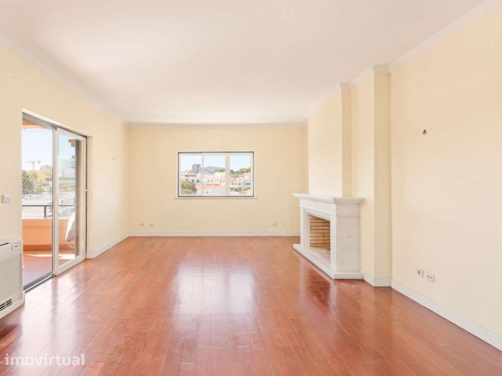Apartamento T2 duplex com vista mar em Cascais. - Grande imagem: 5/41