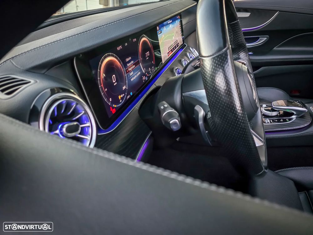 Mercedes-Benz E 220 d Cabrio 9G-Tronic AMG Line - 24