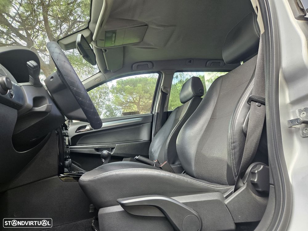 Opel Astra Caravan 1.7 CDTi Cosmo ecoFLEX - 21