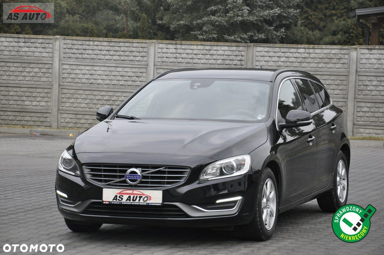 Volvo V60 D4 Drive-E Momentum - 1