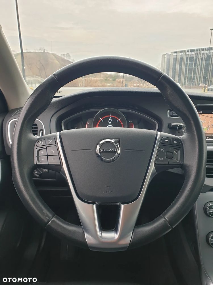Volvo V40 D3 Inscription - 23