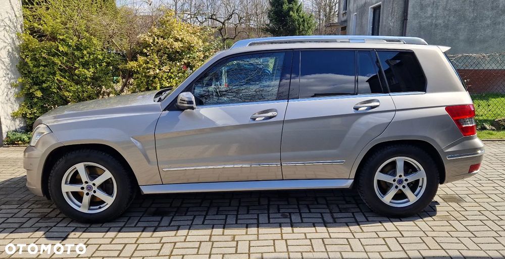 Mercedes-Benz GLK 320 CDI DPF 4Matic 7G-TRONIC - 4