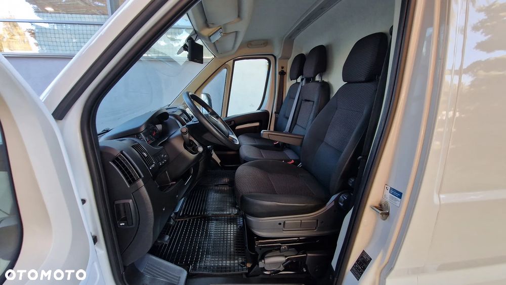 Opel Movano - 25