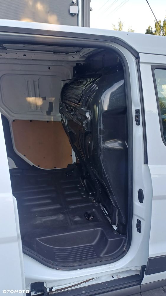 Ford TRANSIT CONNECT - 19