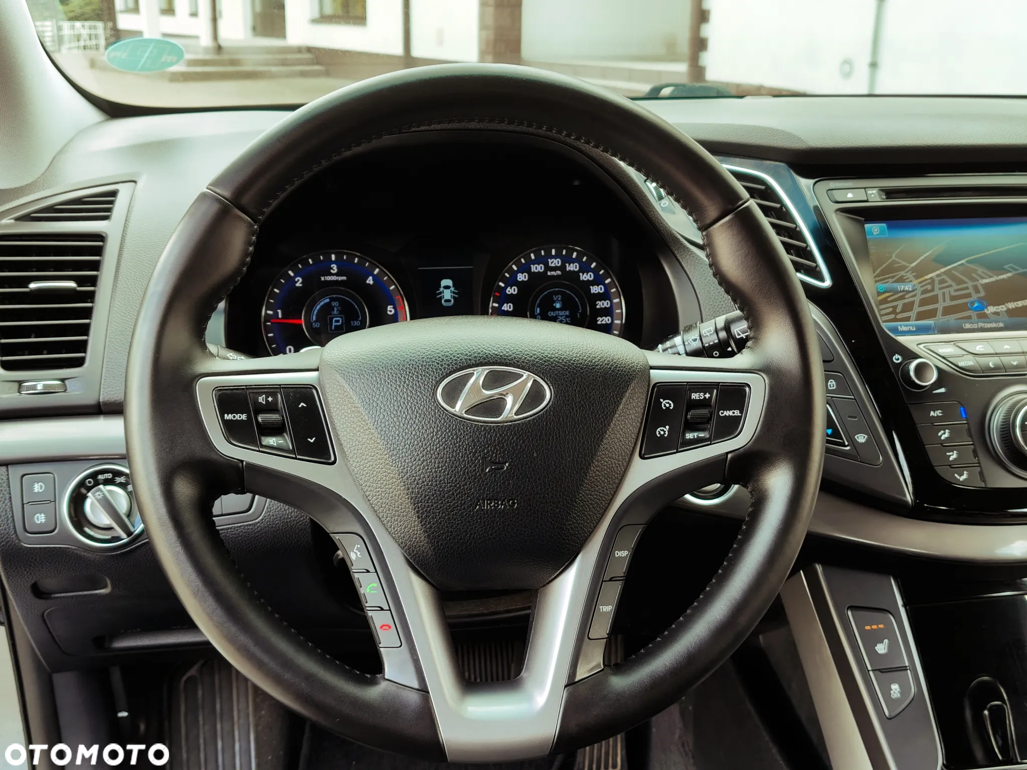 Hyundai i40 i40cw 1.7 CRDi Automatik Premium - 31