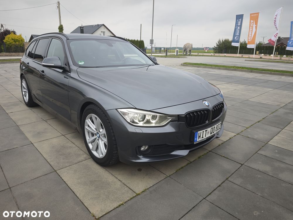 BMW Seria 3 320d Blue Performance Sport Line - 23