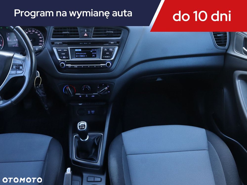 Hyundai i20 - 10